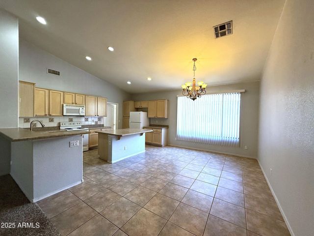 1017 S HAZEL Court, Gilbert, AZ 85296