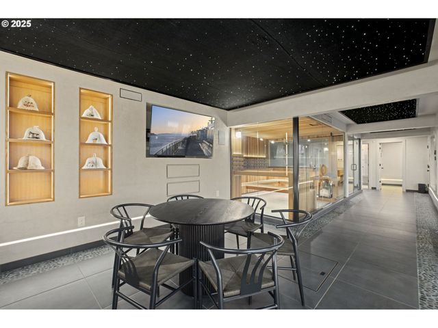 356 W W St, Washougal, WA 98671