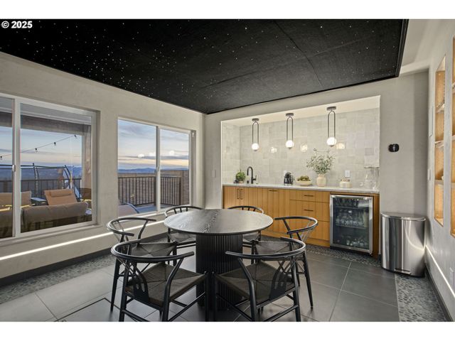 356 W W St, Washougal, WA 98671