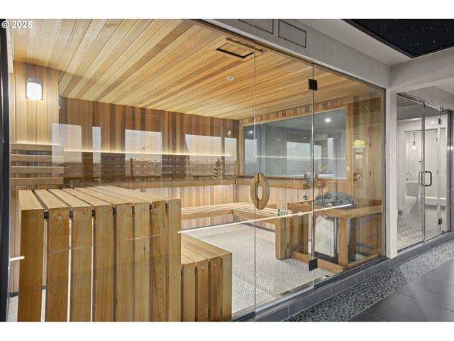 356 W W St, Washougal, WA 98671