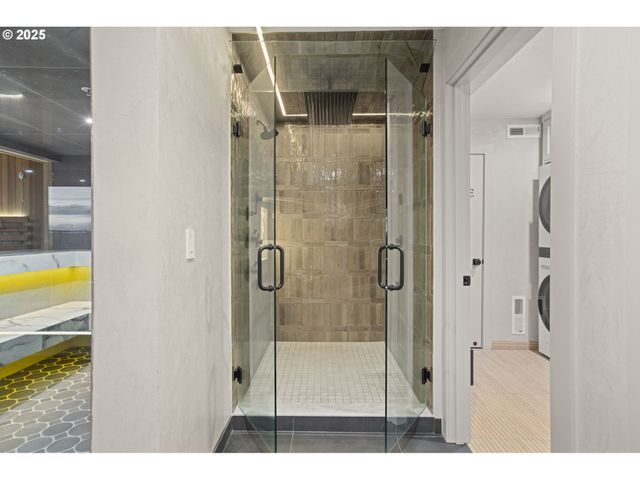 356 W W St, Washougal, WA 98671