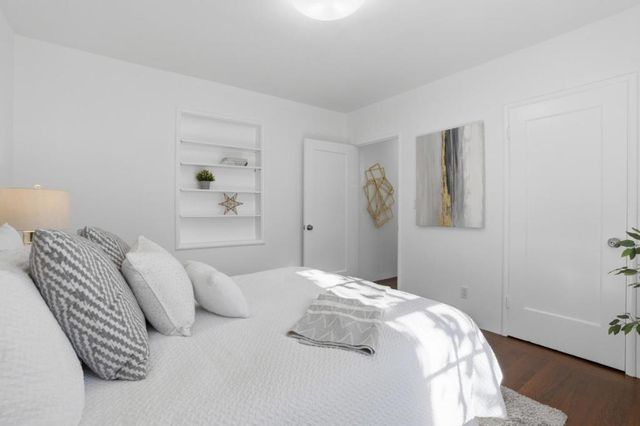 2055 Oakwood Drive, East Palo Alto, CA 94303