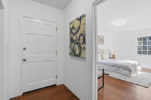 2055 Oakwood Drive, East Palo Alto, CA 94303