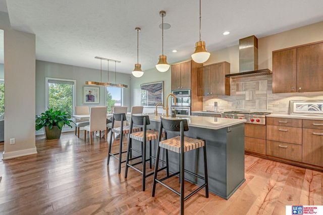 8930 Birdie Run, Lincoln, NE 68520