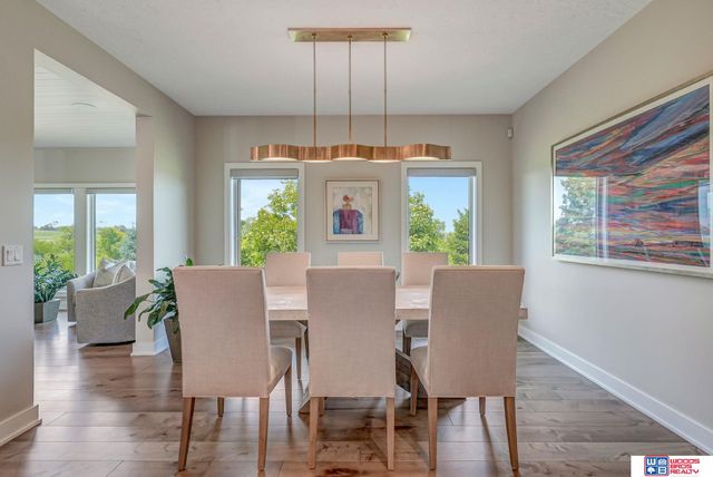 8930 Birdie Run, Lincoln, NE 68520