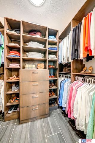 8930 Birdie Run, Lincoln, NE 68520