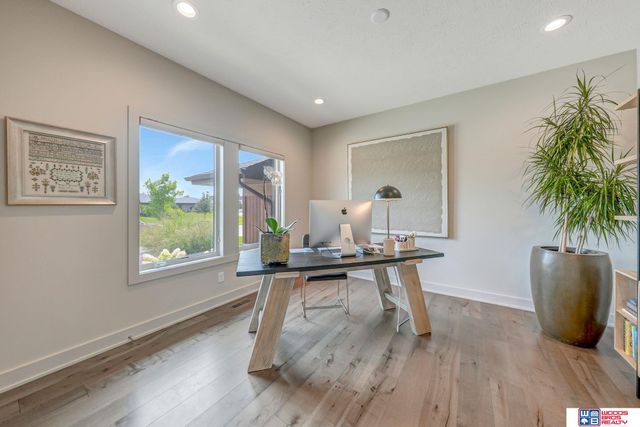 8930 Birdie Run, Lincoln, NE 68520