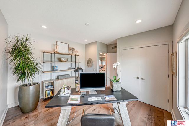 8930 Birdie Run, Lincoln, NE 68520