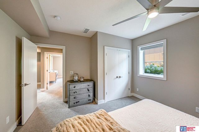 8930 Birdie Run, Lincoln, NE 68520