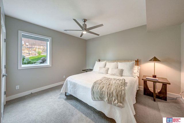 8930 Birdie Run, Lincoln, NE 68520