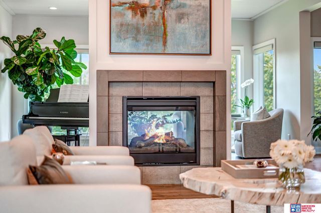 8930 Birdie Run, Lincoln, NE 68520