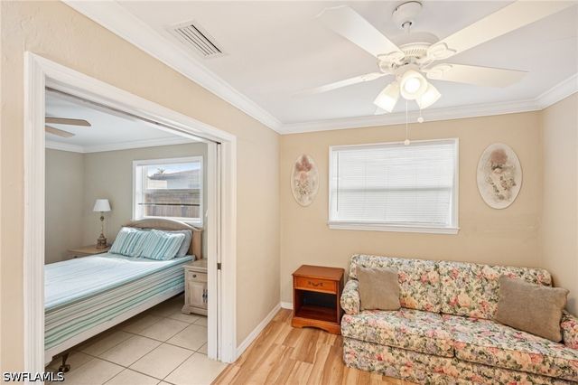 770 93rd AVE N, Naples, FL 34108