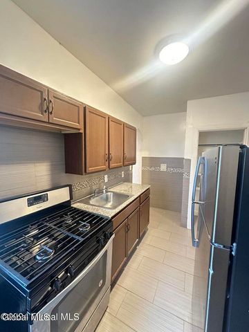 51 Elm Street, Albany, NY 12202