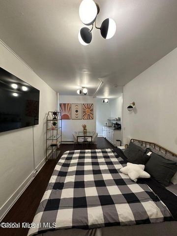 51 Elm Street, Albany, NY 12202