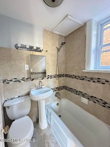 51 Elm Street, Albany, NY 12202