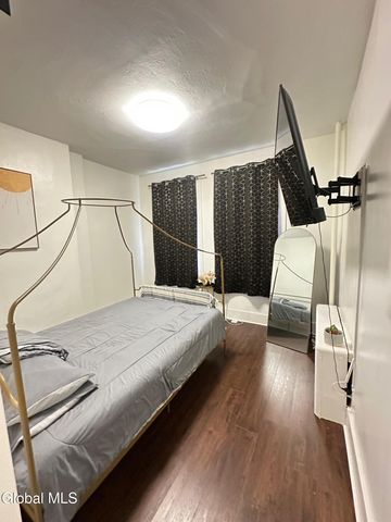 51 Elm Street, Albany, NY 12202