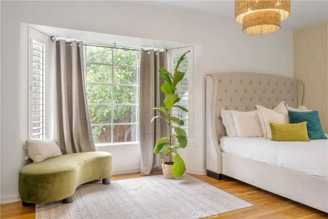 3209 Bennett Drive, Los Angeles, CA 90068