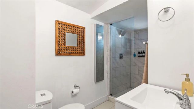 3209 Bennett Drive, Los Angeles, CA 90068