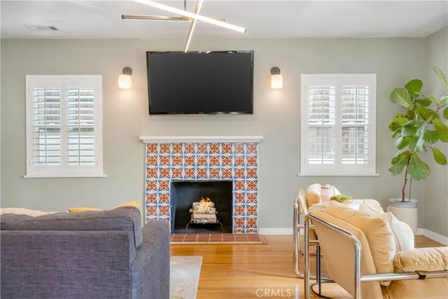 3209 Bennett Drive, Los Angeles, CA 90068