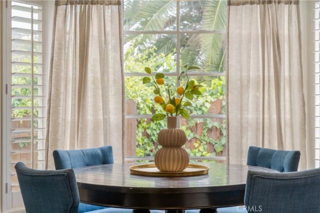 3209 Bennett Drive, Los Angeles, CA 90068