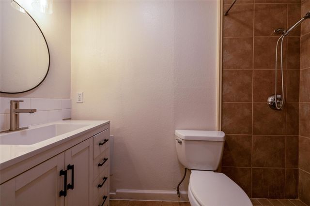 4304 Scottsdale RD, Austin, TX 78721