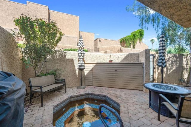 73421 Foxtail Lane, Palm Desert, CA 92260