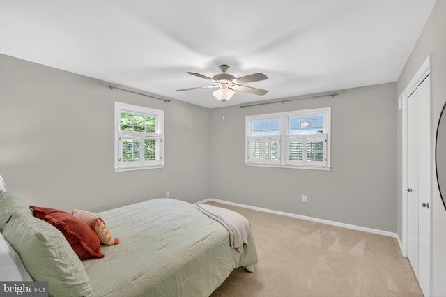 6710 SYDENSTRICKER RD, Springfield, VA 22152