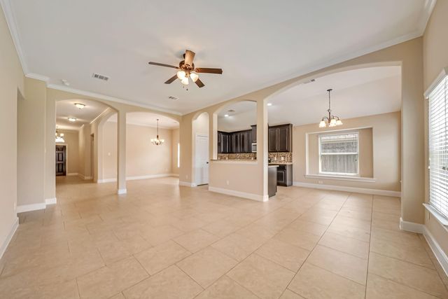 8410 Creekside Timbers Drive, Tomball, TX 77375