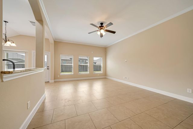 8410 Creekside Timbers Drive, Tomball, TX 77375