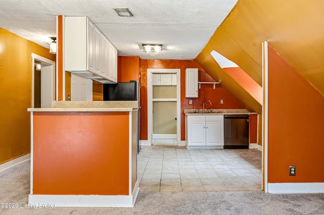 1127 S Brook St APT 5, Louisville, KY 40203