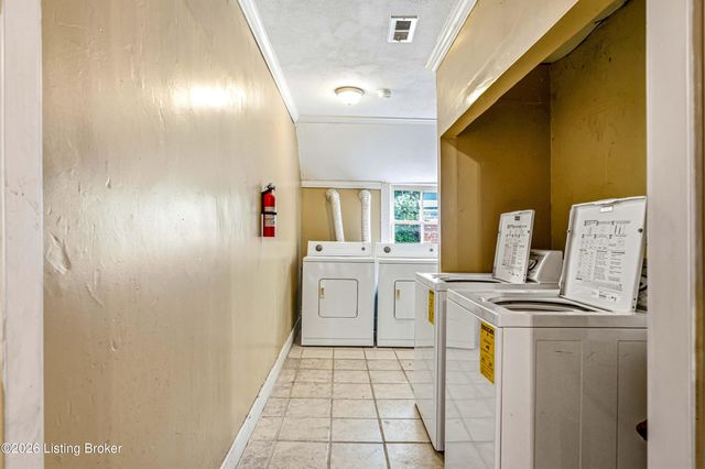 1127 S Brook St APT 5, Louisville, KY 40203