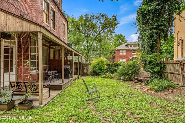 1127 S Brook St APT 5, Louisville, KY 40203