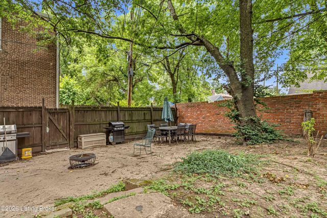 1127 S Brook St APT 5, Louisville, KY 40203
