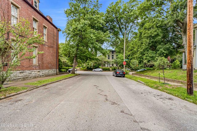 1127 S Brook St APT 5, Louisville, KY 40203