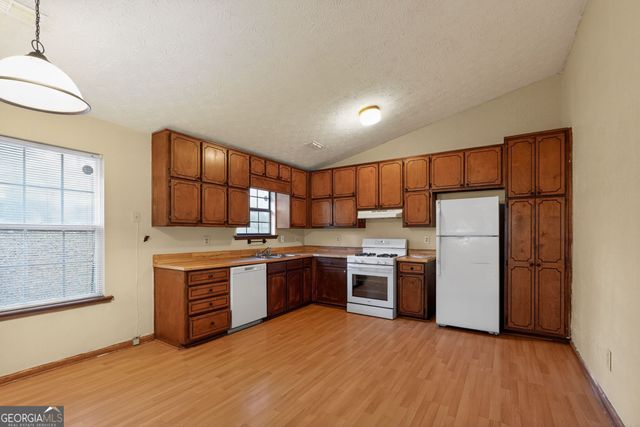 9224 Sunset Drive, Jonesboro, GA 30238