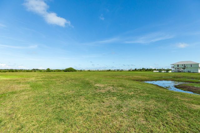 18015 Shaman Drive, Galveston, TX 77554