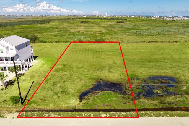 18015 Shaman Drive, Galveston, TX 77554