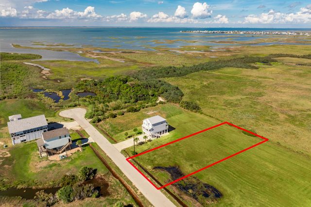 18015 Shaman Drive, Galveston, TX 77554