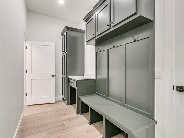 4405 Las Colinas Lane, Norman, OK 73072