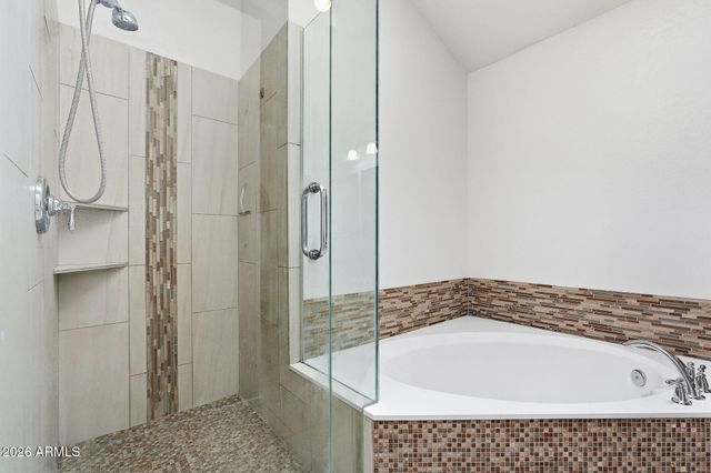 3538 E South Fork Drive, Phoenix, AZ 85044
