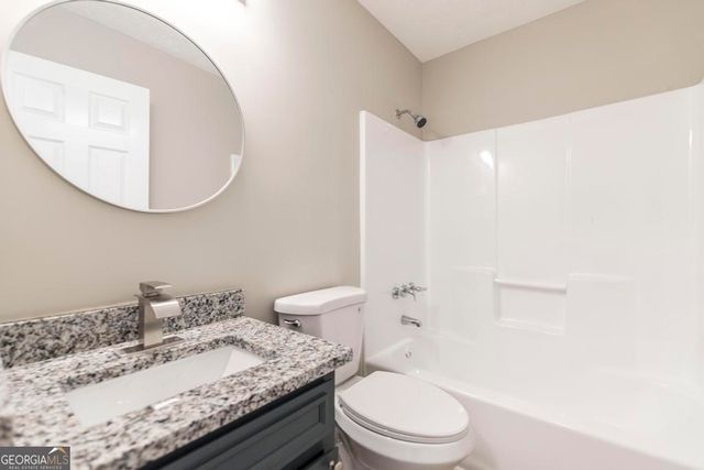 819 Old Macon Road, Dublin, GA 31021