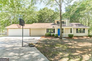 819 Old Macon Road, Dublin, GA 31021