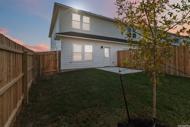 3842 Abbott Pass Unit 102, St.hedwig, TX 78152