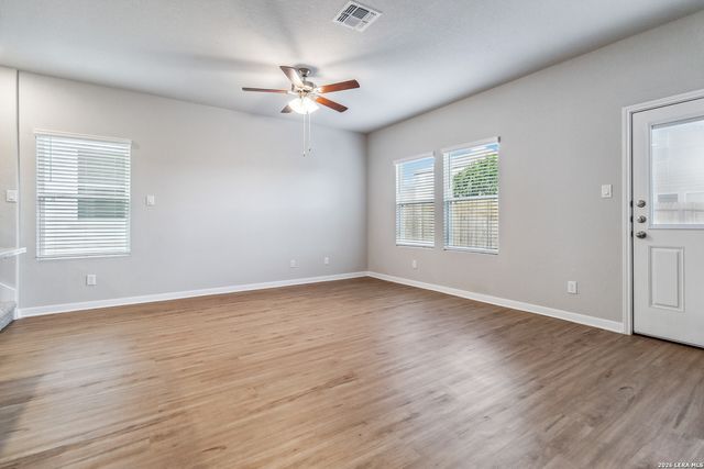 3842 Abbott Pass Unit 102, St.hedwig, TX 78152