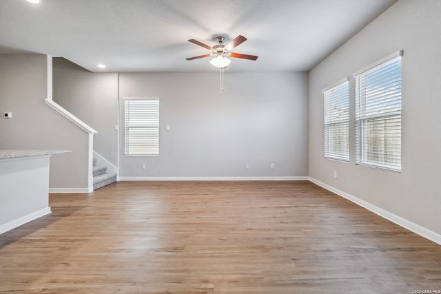3842 Abbott Pass Unit 102, St.hedwig, TX 78152