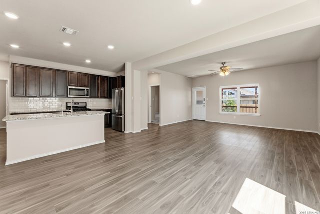 513 Chelson Hunt, Cibolo, TX 78108