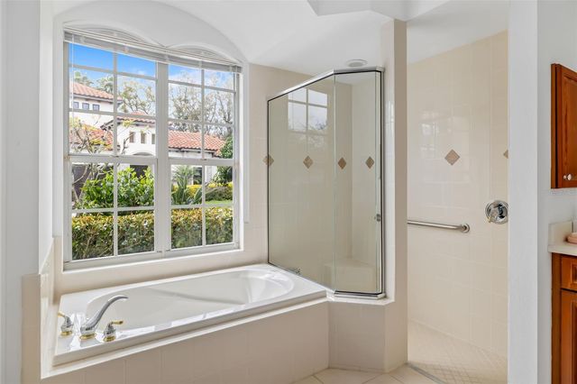 7418 MONTE VERDE, Sarasota, FL 34238