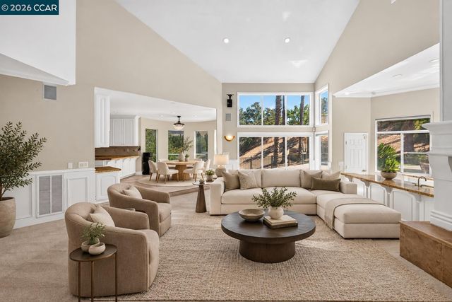 73 Blackhawk Club Ct, Danville, CA 94506