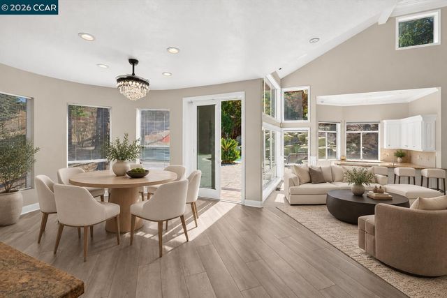 73 Blackhawk Club Ct, Danville, CA 94506