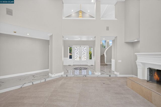 73 Blackhawk Club Ct, Danville, CA 94506
